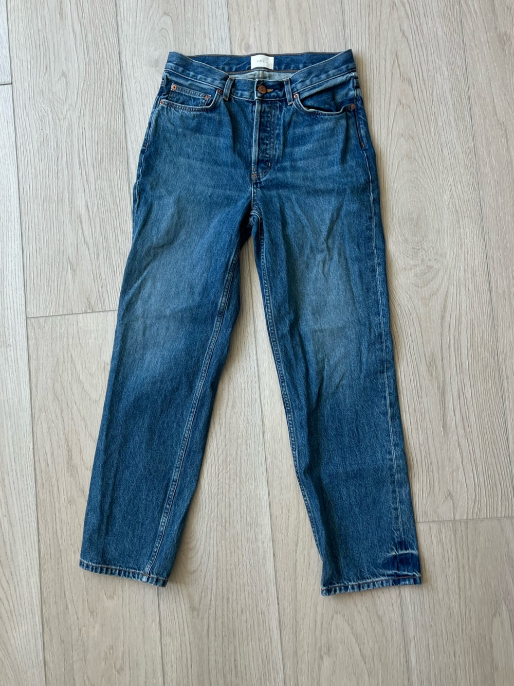 Doen Midwash Blue Straight-Leg Jeans